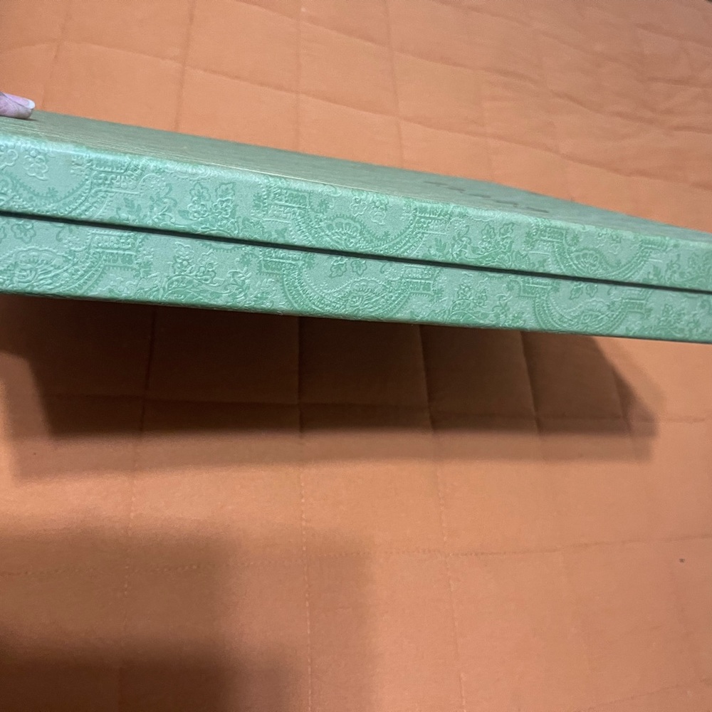 Authentic Gucci Box - Picture 7 of 8